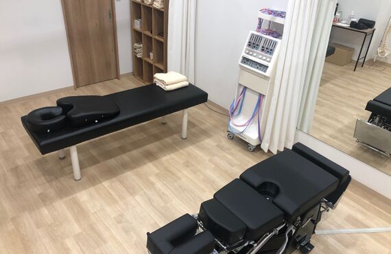 奈良市でおすすめ痛みのない骨盤矯正なら鍼灸整骨院いっぽ | 身体の痛みや歪みの改善を目指す鍼灸整骨院いっぽ